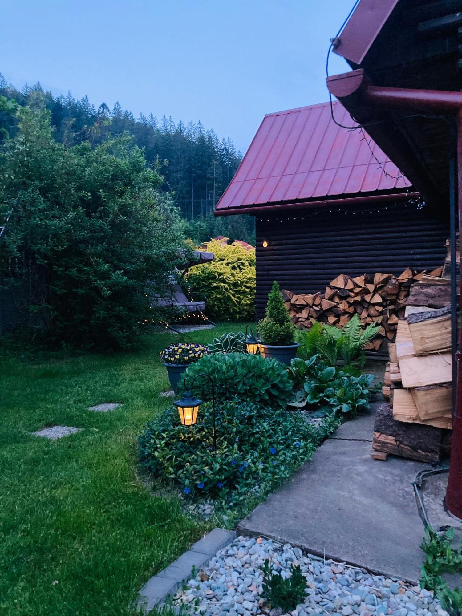 Utulna Chaloupka Na Valassku *